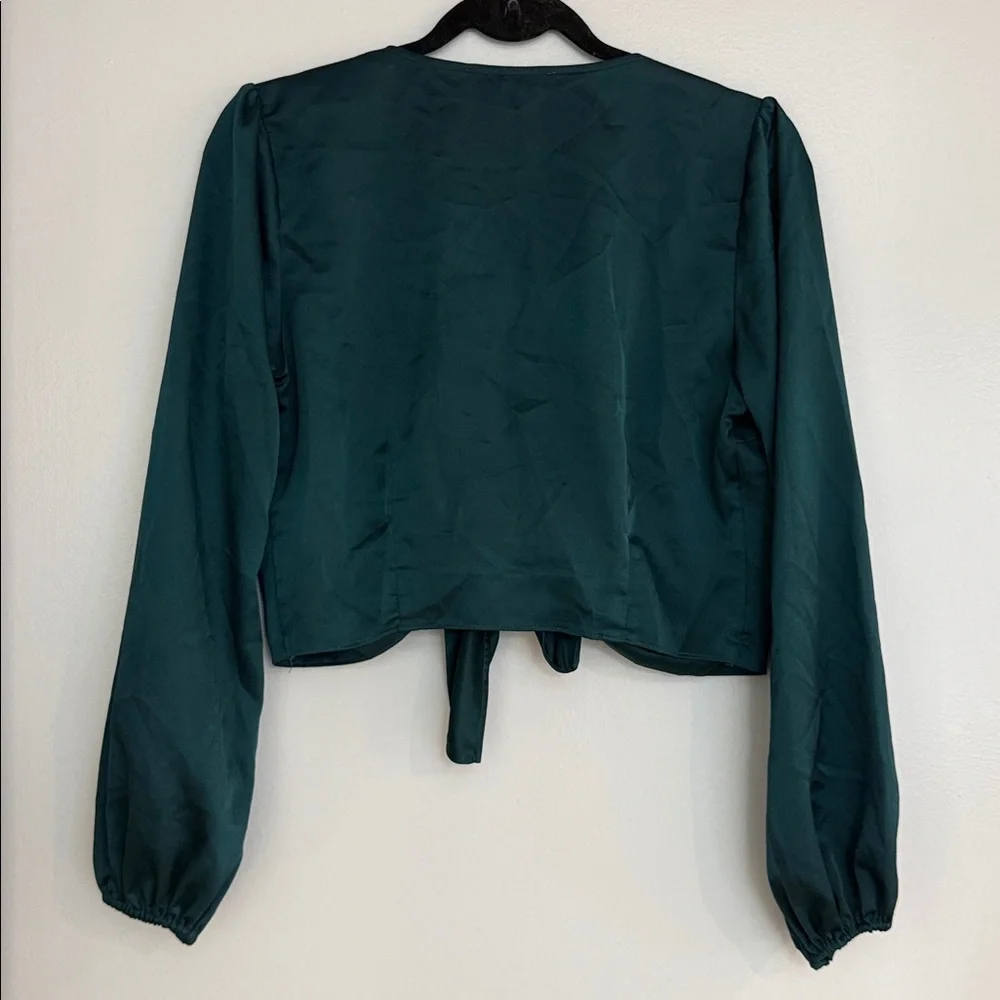 Abercrombie & Fitch Emerald Tie-Front Long Sleeve Blouse